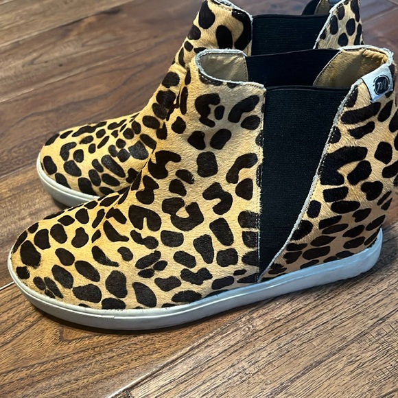 Animal print wedges size 9 - Picture 1 of 4
